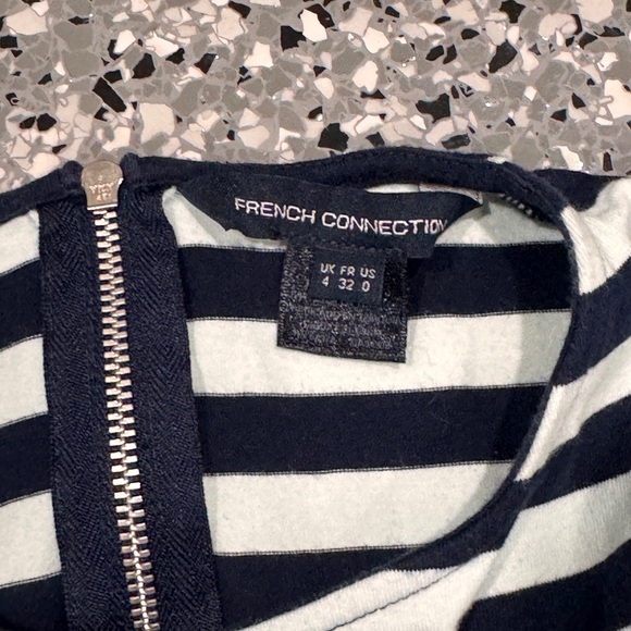 French connection lot of 2 striped mini dresses - Picture 4 of 6